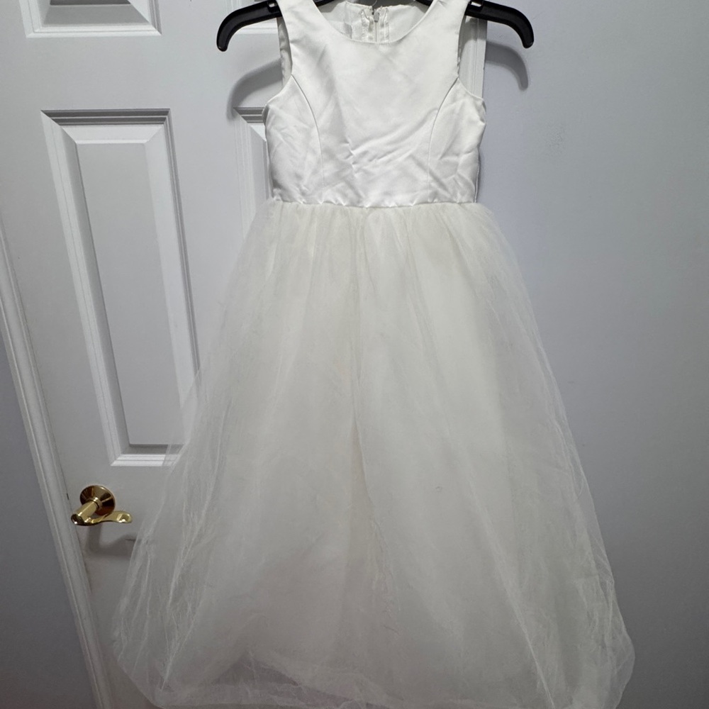 David's Bridal White A-line Sleeveless Dress size 7 - Picture 2 of 5